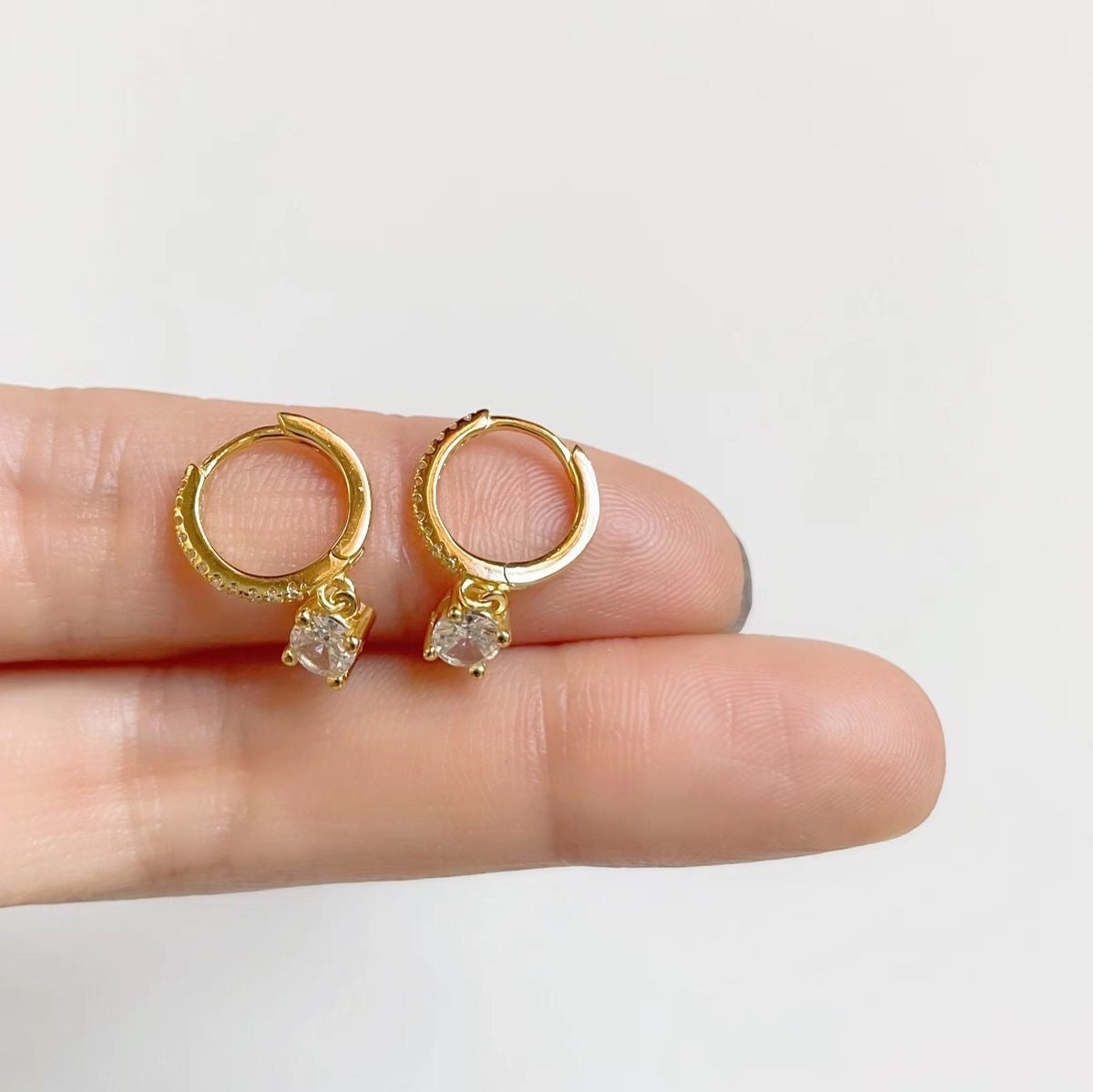 Diamante Huggies - 92.5 sterling silver 18k Gold Plated