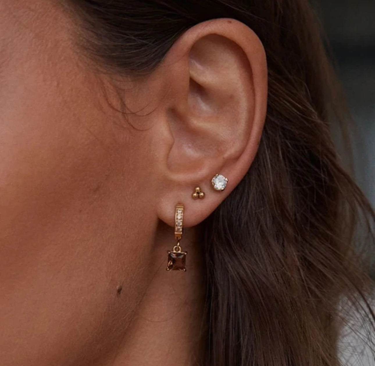 Burgundy Bliss Huggie