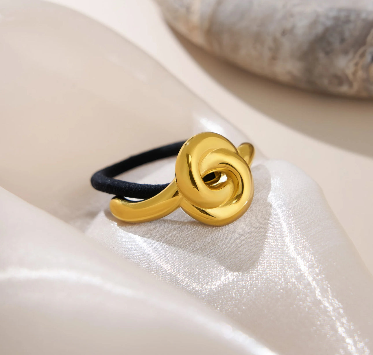 Knot Pony Cuff