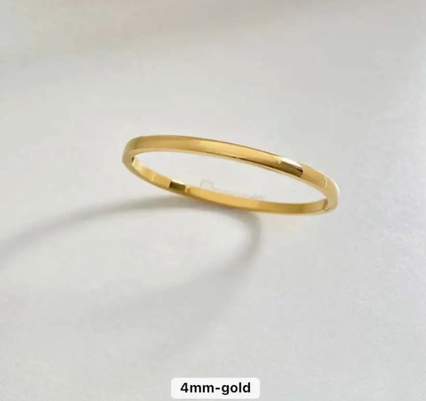 Minimal Bangle - 18k Gold Plated