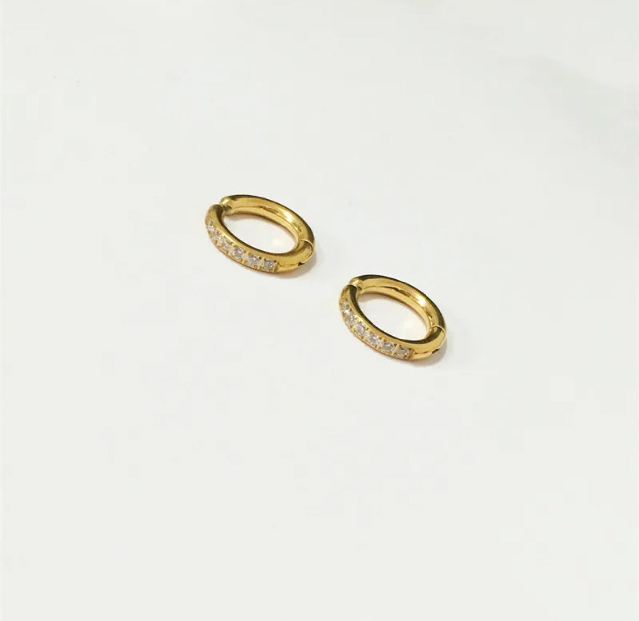 Piercing Huggies - 18k gold plated