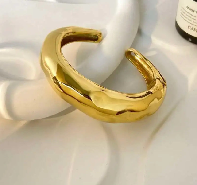 Bold Cuff