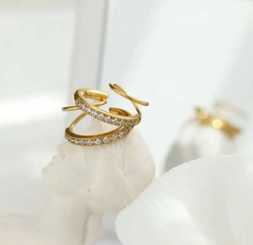 Twisty Ear Cuff