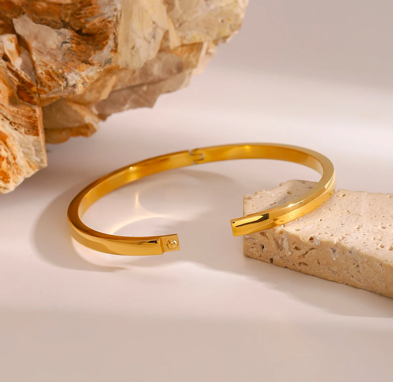 Minimal Bangle - 18k Gold Plated