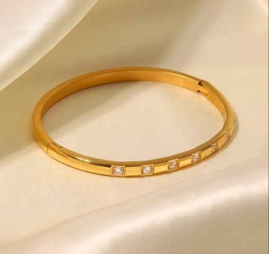 Stella Bracelet