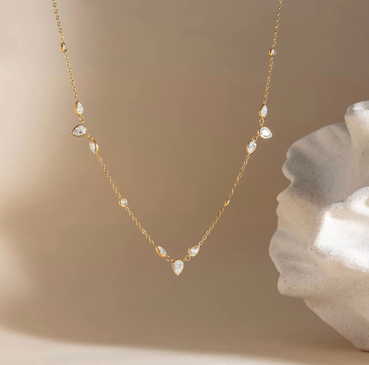 Dune Necklace - 18k Gold Plated