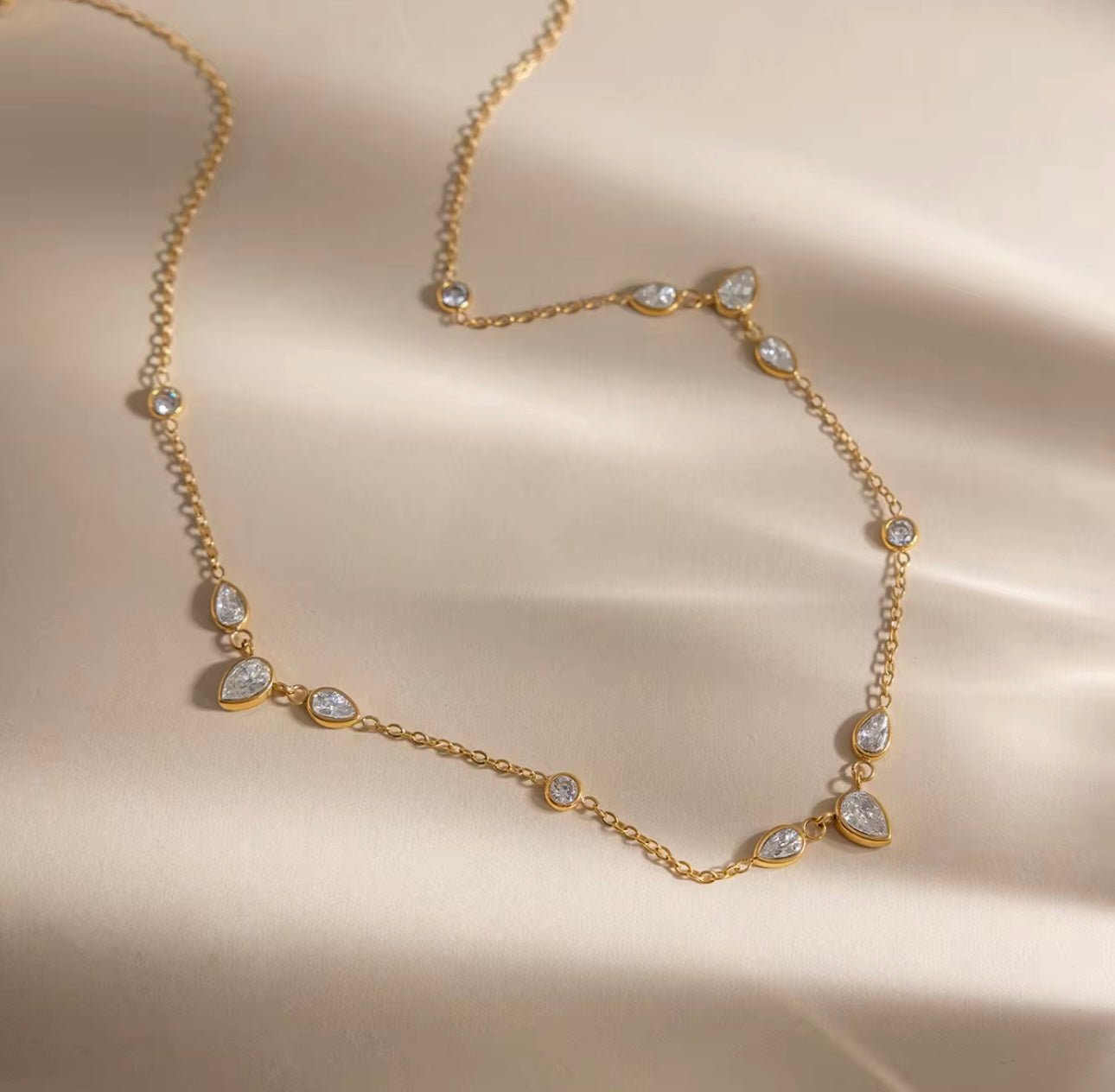 Dune Necklace - 18k Gold Plated