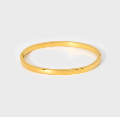 Minimal Bangle - 18k Gold Plated