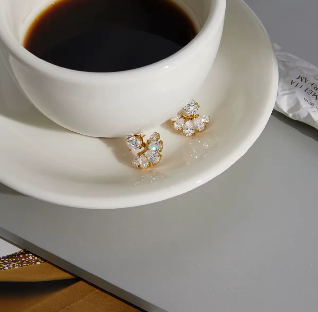 Tina Diamond Earrings - 18k Gold Plated