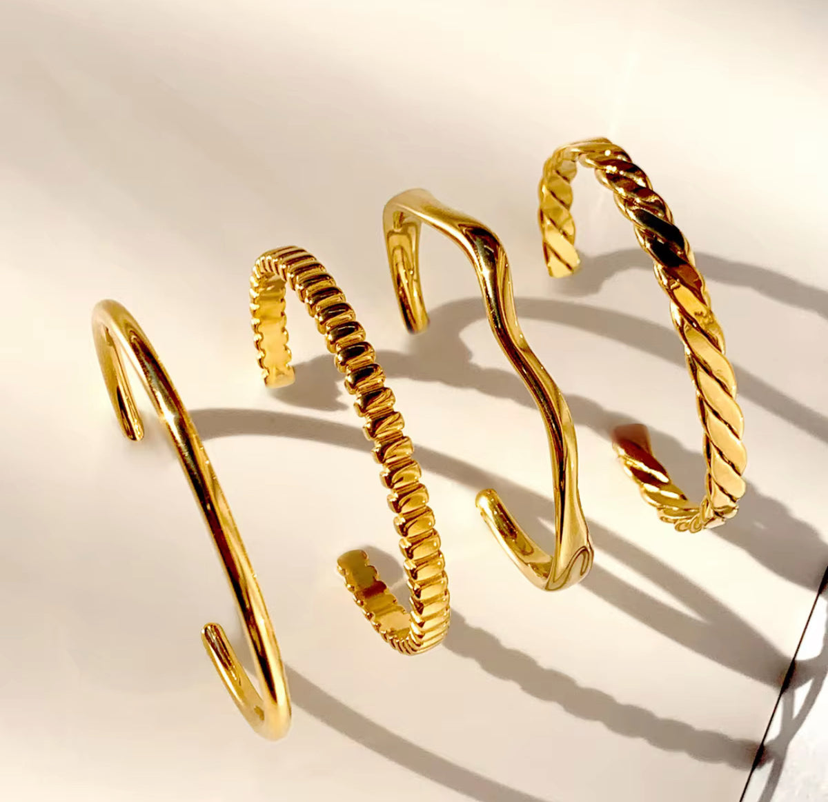 Golden Hour stack - 18k gold plated