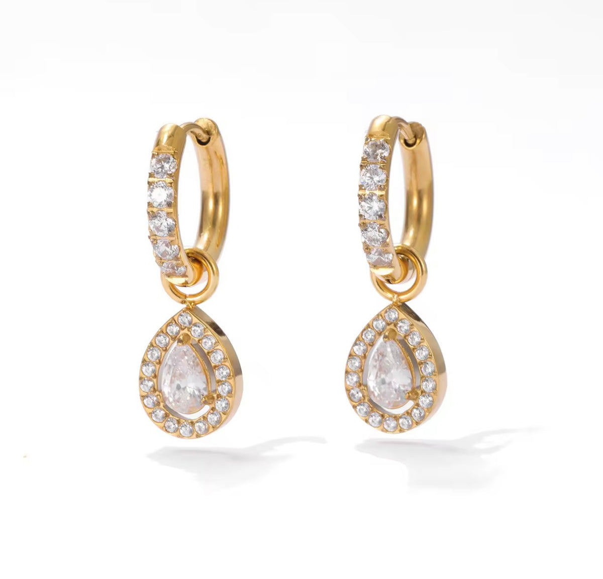 Dew crystal Earring - 18k Gold Plated